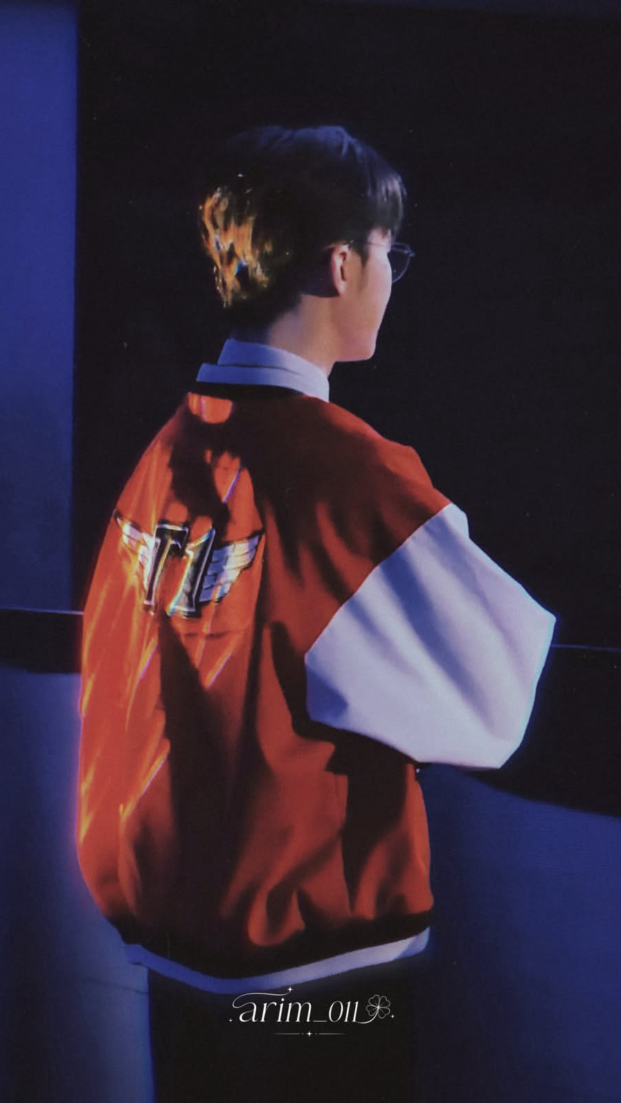 Special wallpaper made by Faker's fans