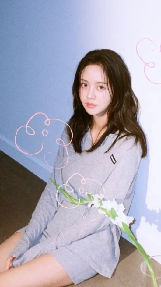 Behind-the-scenes cut of Kim Sohyun