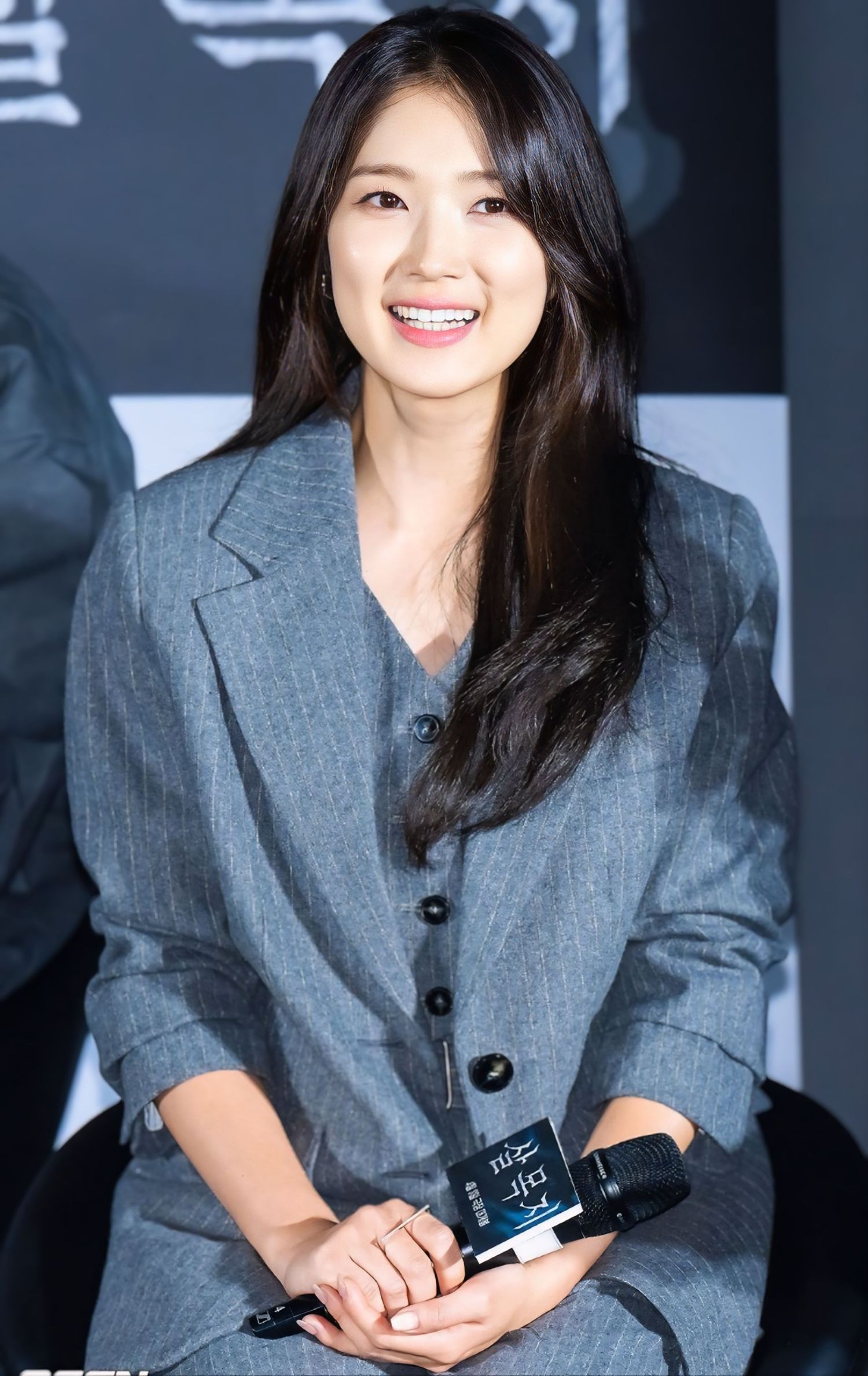 Latest photo of Kim Hyeyoon