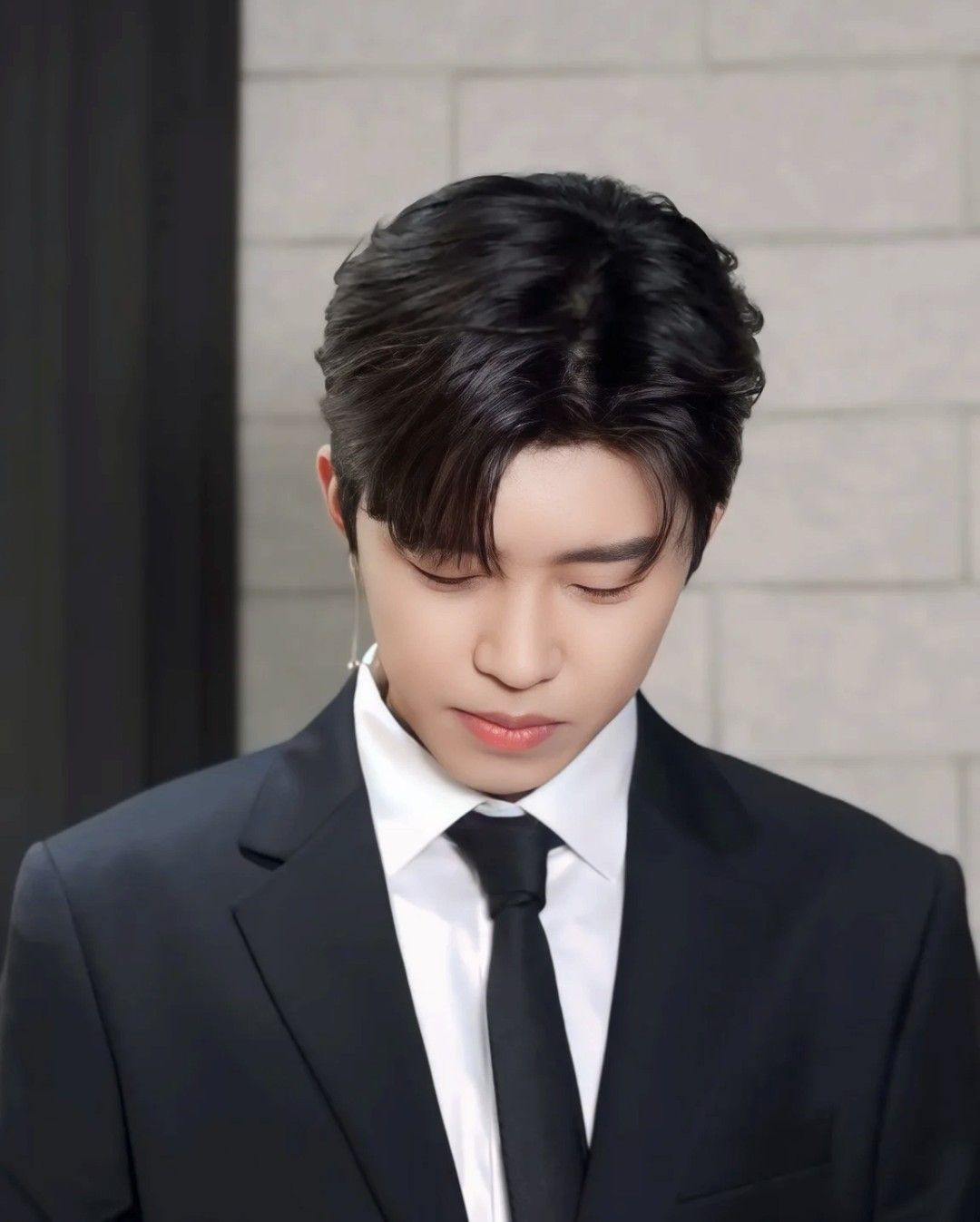 Foto terbaru dari Lim Youngwoong