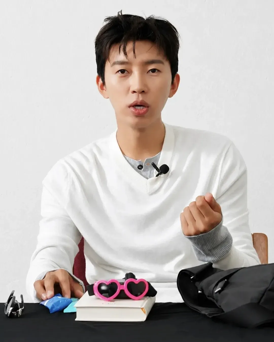 Cuplikan di balik layar dari Lim Youngwoong