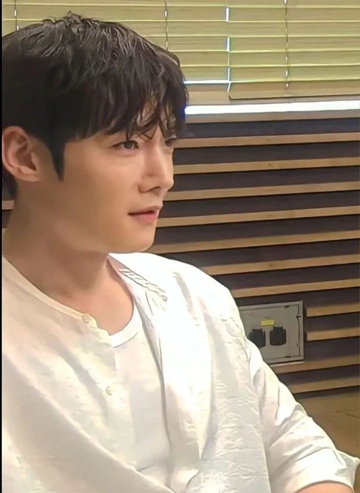 A moment captured by a fan of Choi Jinhyuk
