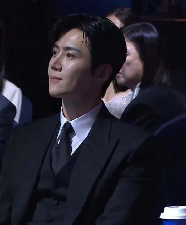 김선호 최근 활동샷