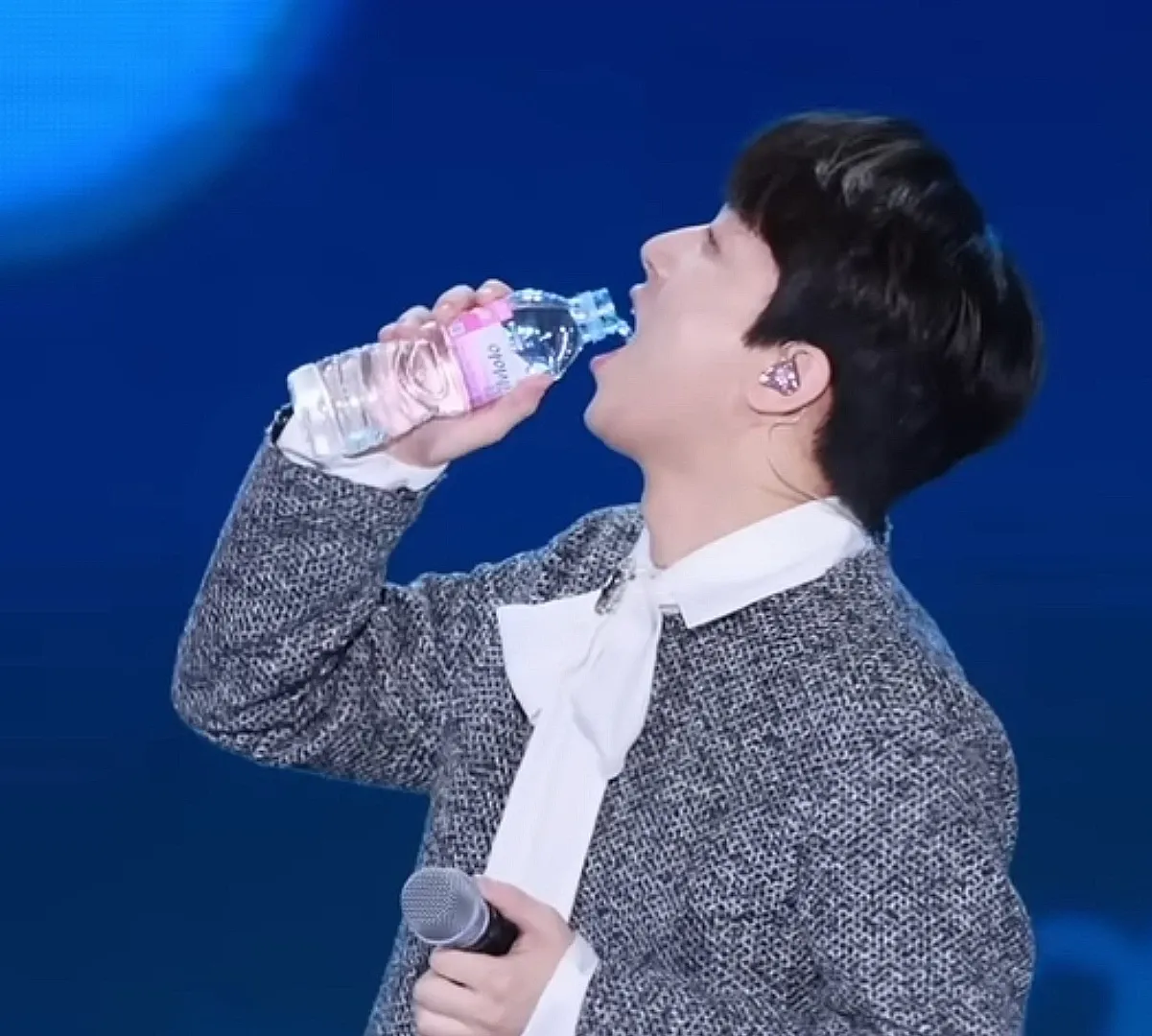 이찬원의 최신 사진