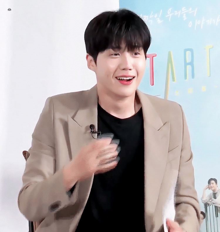 Latest photo of Kim Seonho