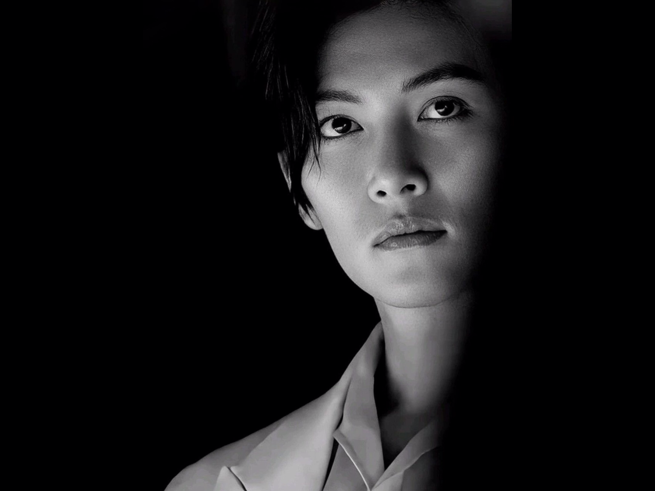 Behind-the-scenes cut of Ji Changwook