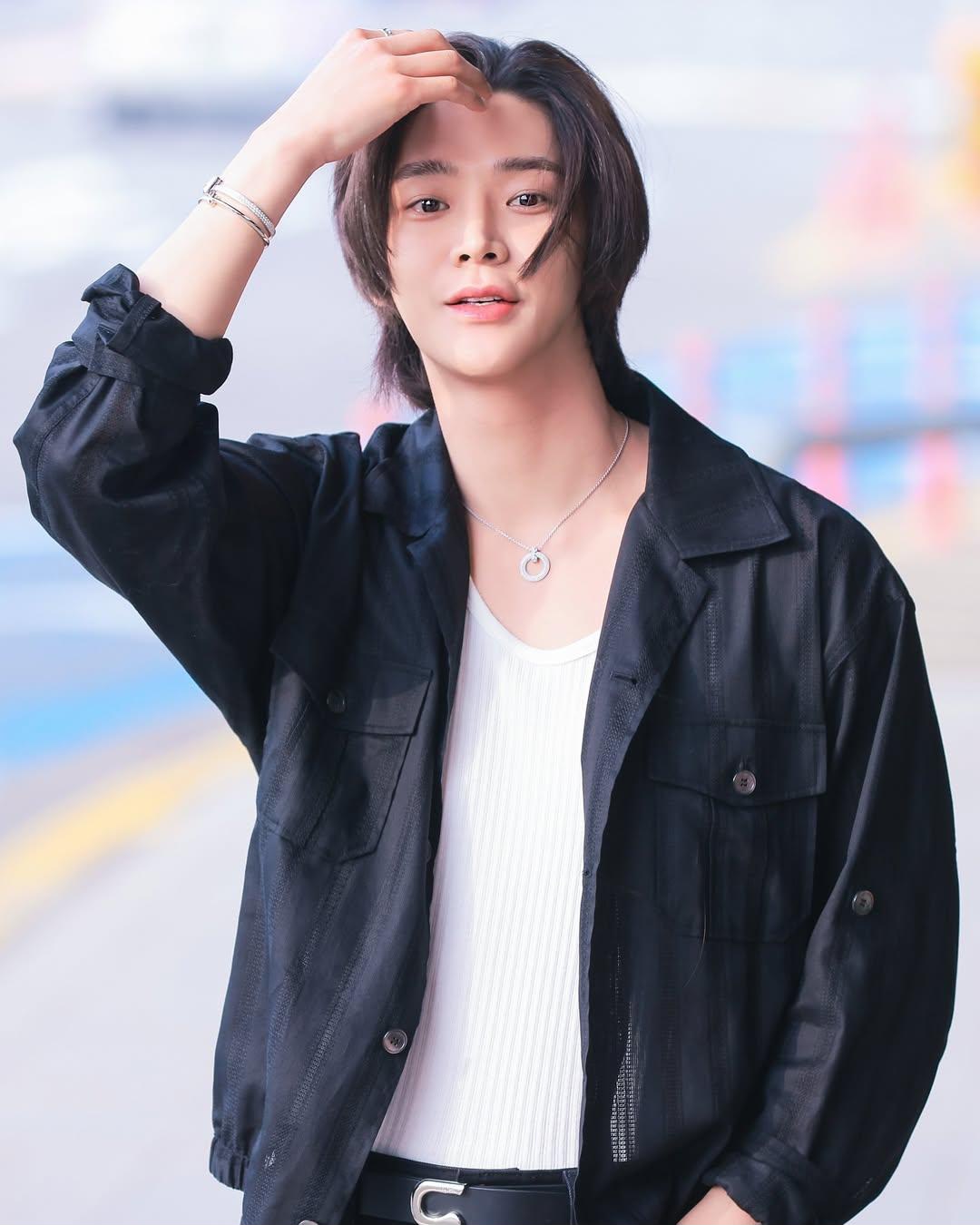 粉丝拍下的路云瞬间