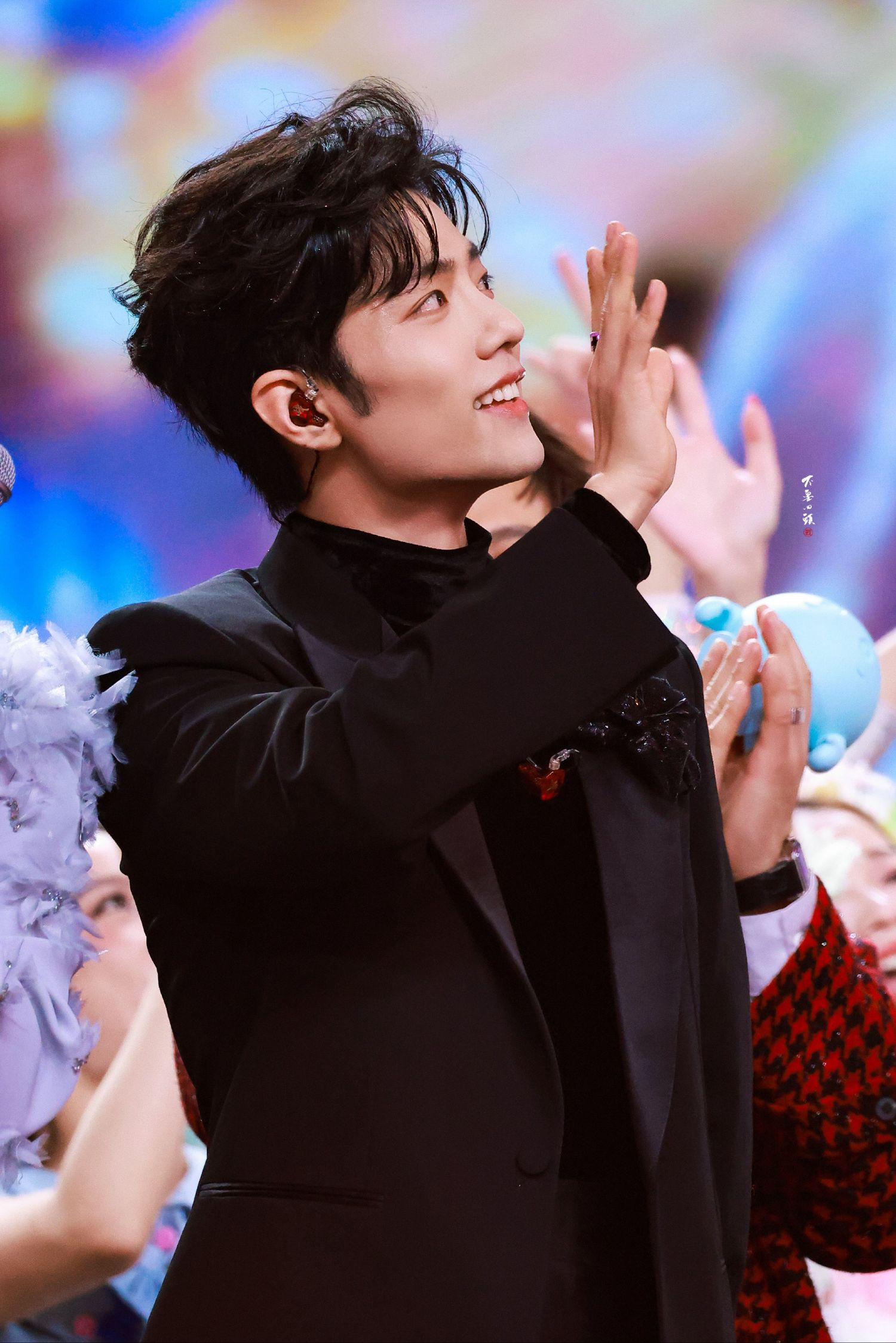 Behind-the-scenes cut of Xiao Zhan