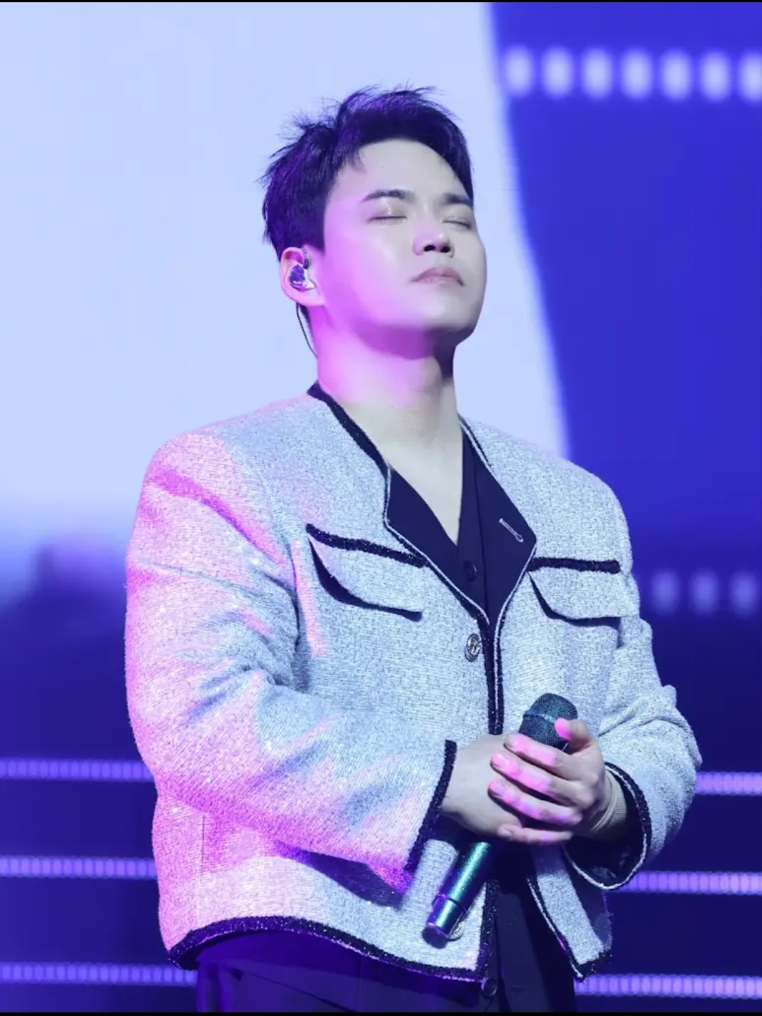 Recent activity shot of Cheonrokdam