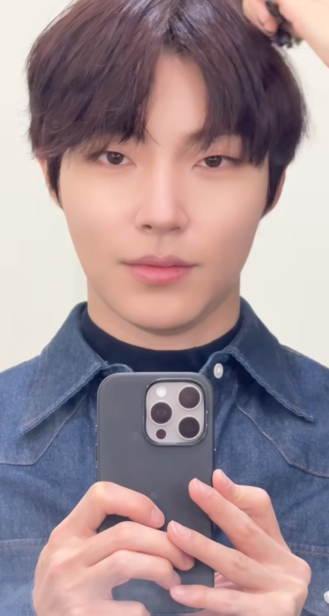 황인엽 최근 활동샷