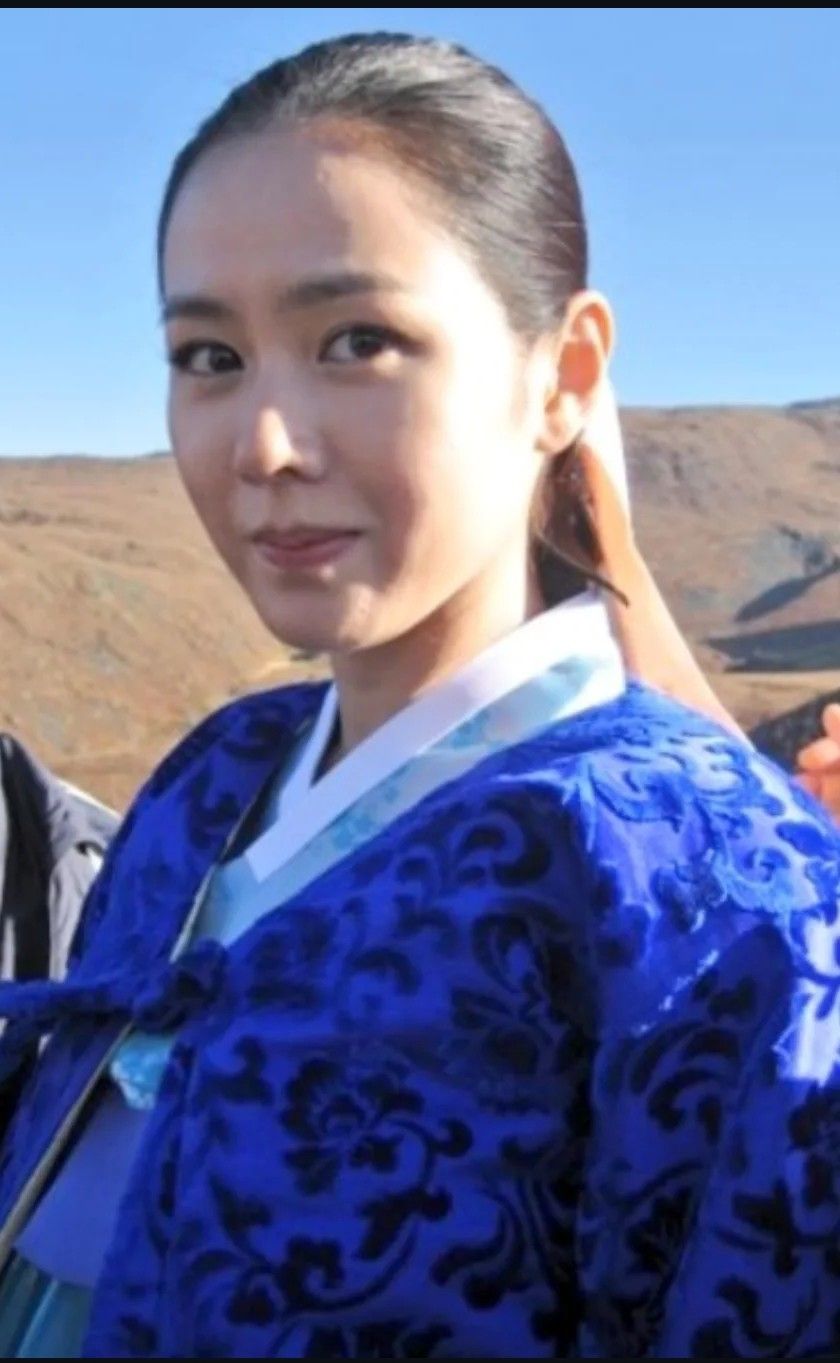 ソン・イェジンのビハインドカット