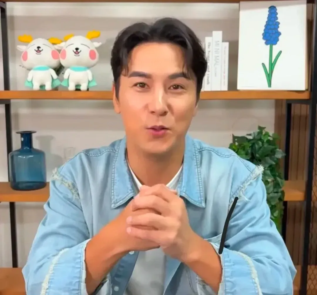 Foto kegiatan terbaru dari Jang Minho