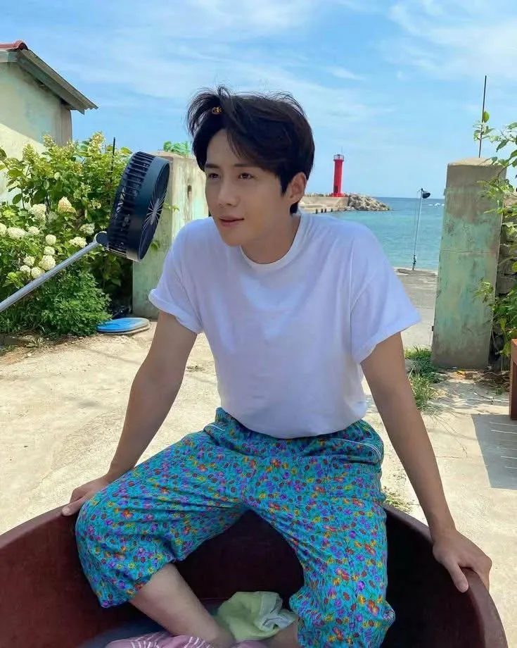 Recent activity shot of Kim Seonho
