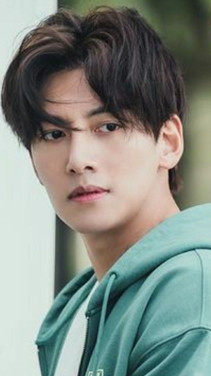 粉丝拍下的池昌旭瞬间