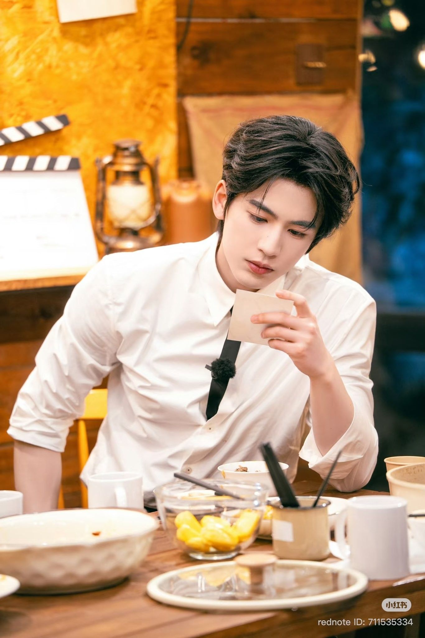 Behind-the-scenes cut of Zhang Linghe