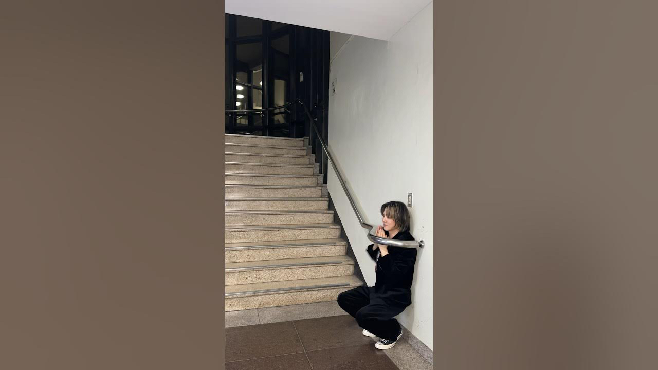 Behind-the-scenes cut of Suho