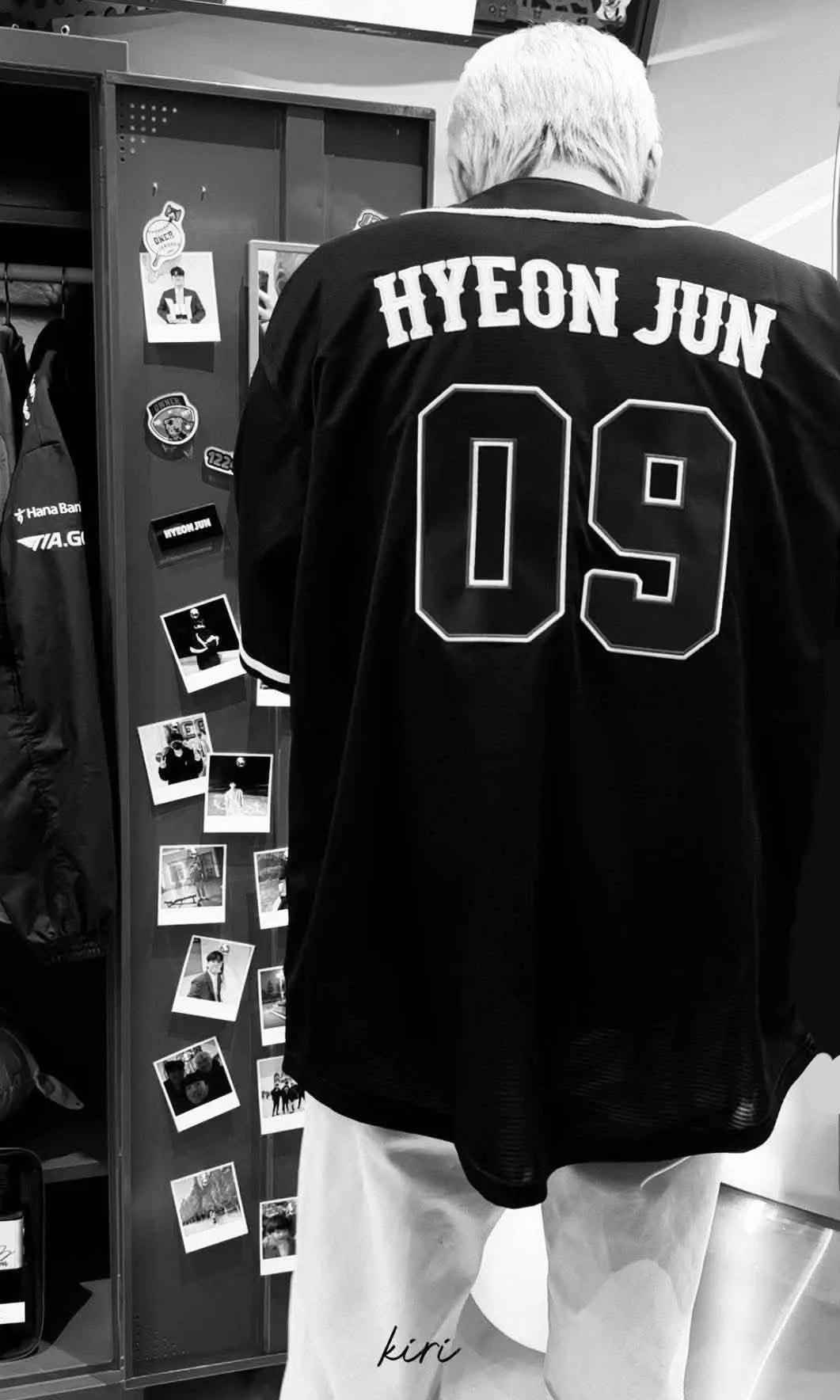 Representative background image loved by Oner fandom