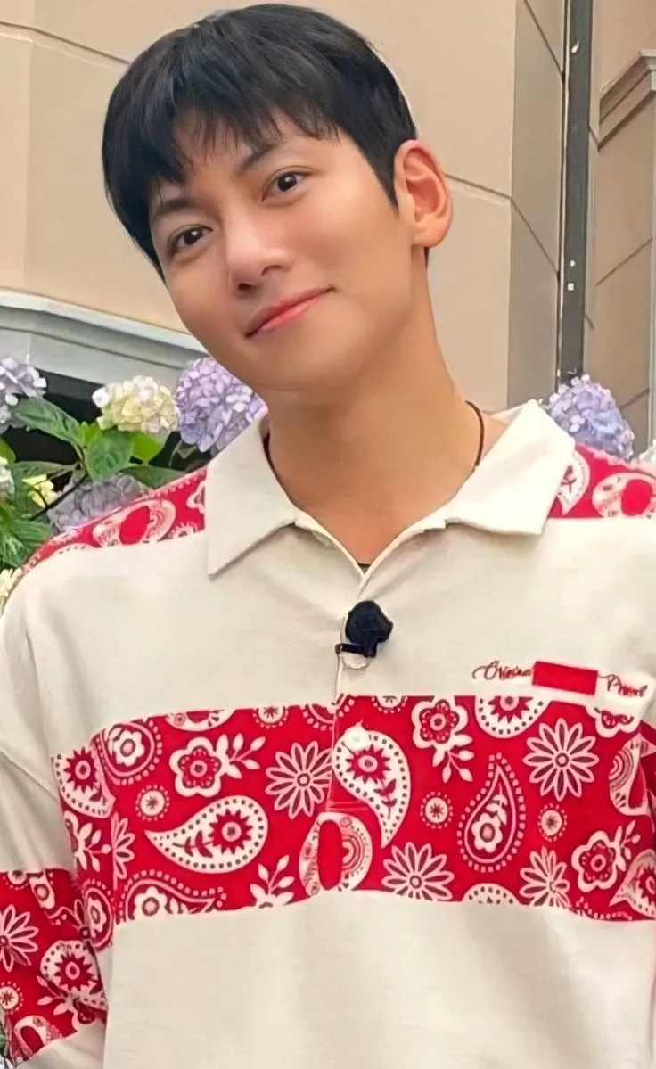 Recent activity shot of Ji Changwook