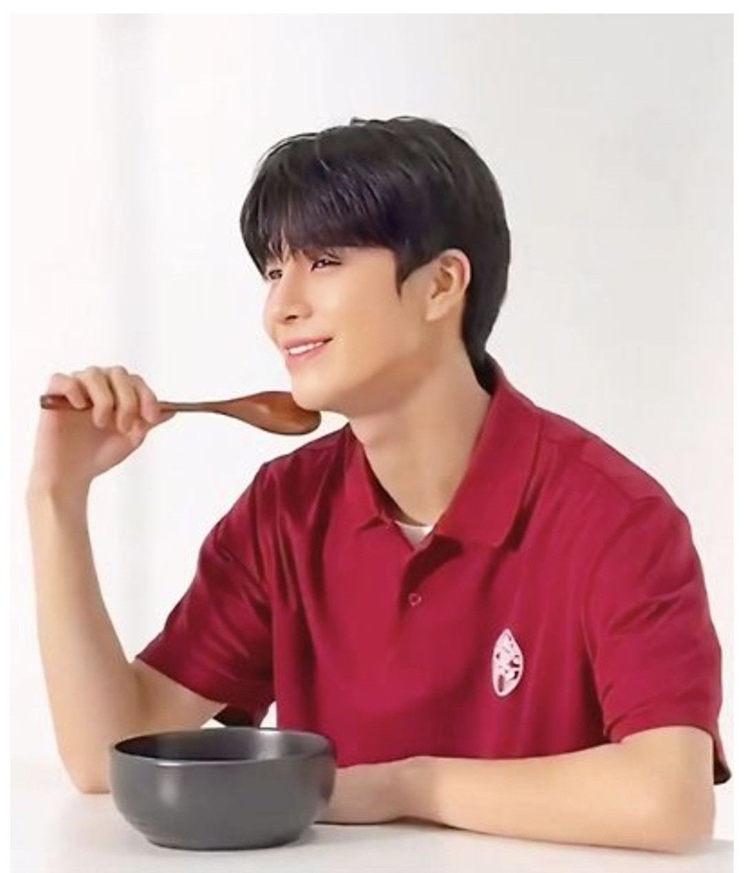 Cuplikan di balik layar dari Jeong Dongwon