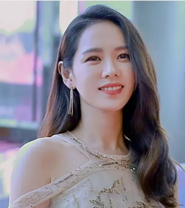 Latest photo of Son Yejin
