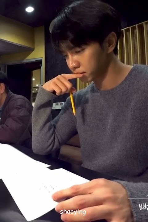 A moment captured by a fan of Lee Seunggi