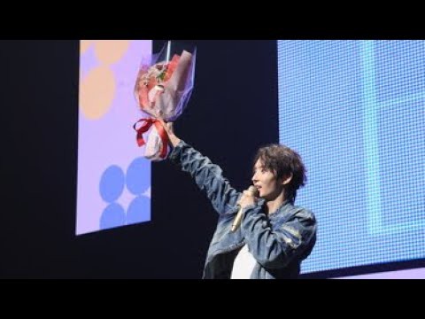 A moment captured by a fan of Lee Joongi