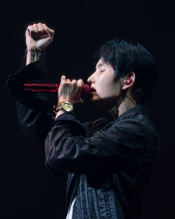 Foto terbaru dari Lee Joongi