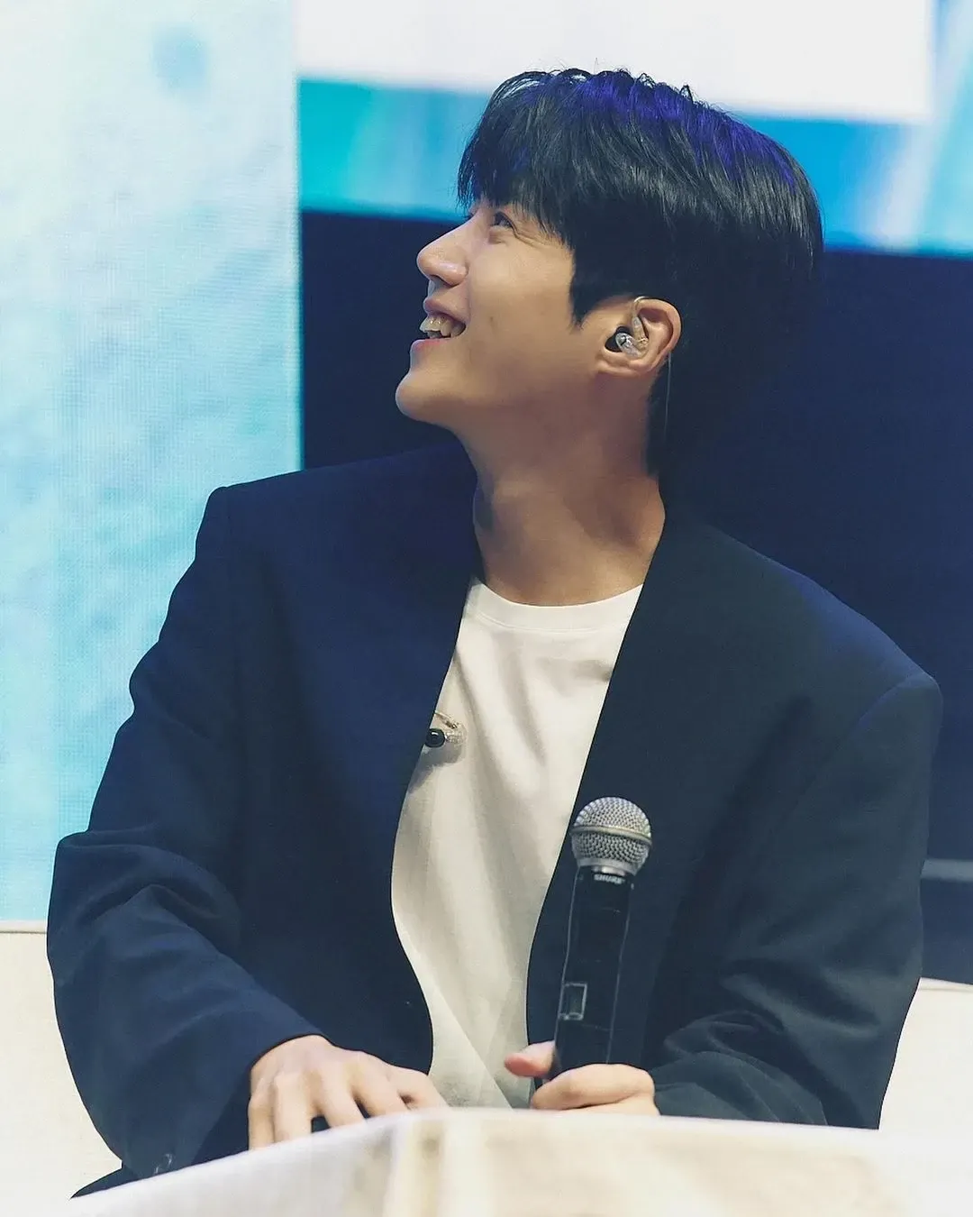 A moment captured by a fan of Kim Seonho