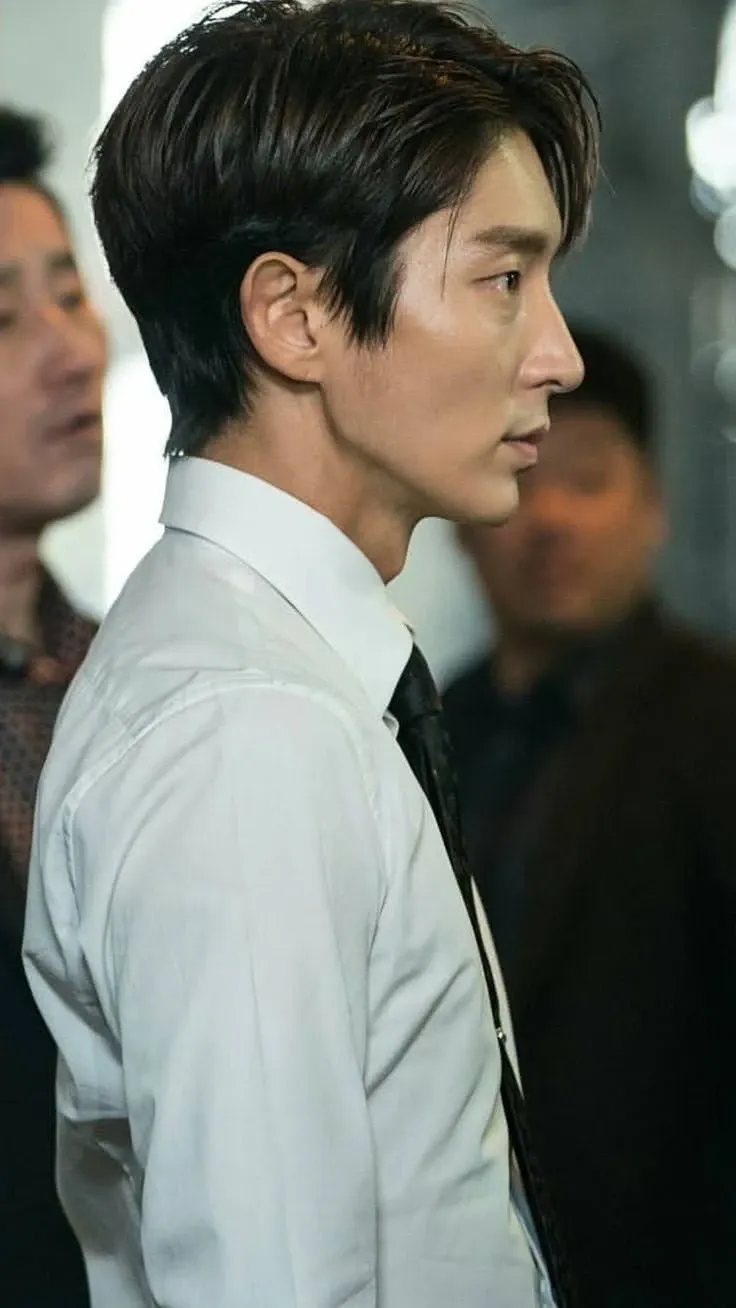 이준기 최근 활동샷