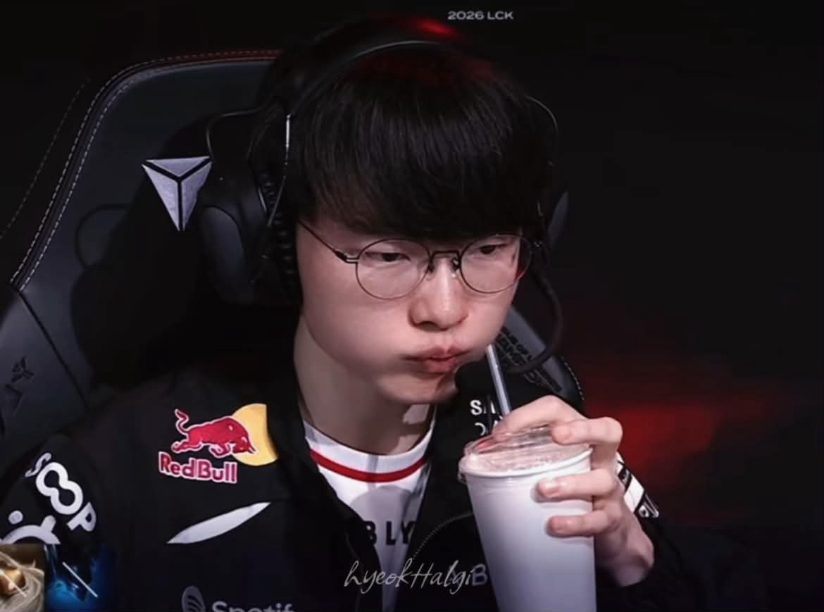 Behind-the-scenes cut of Faker