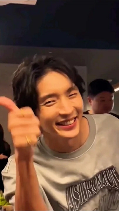 Latest photo of Lee Joongi