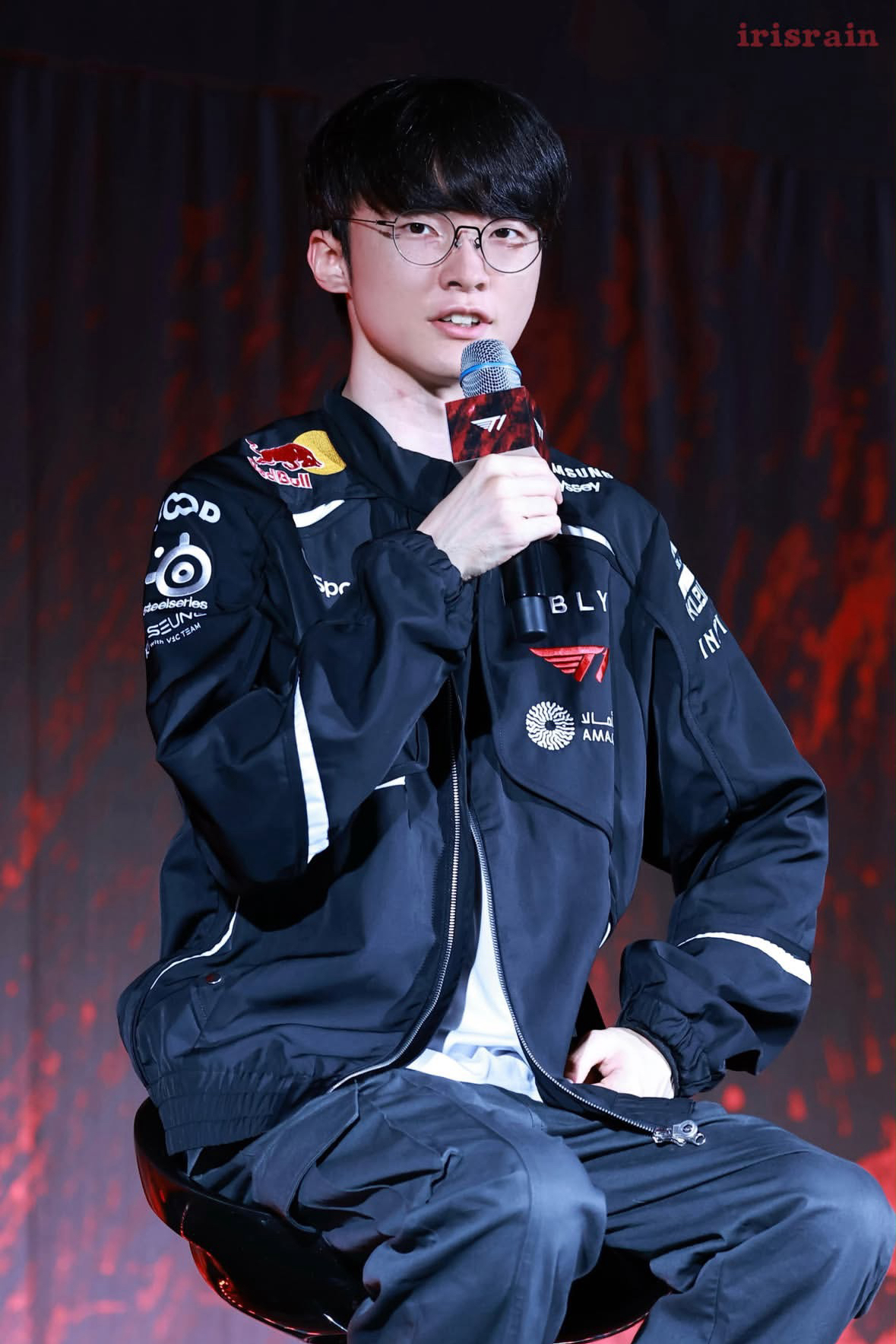 A moment captured by a fan of Faker