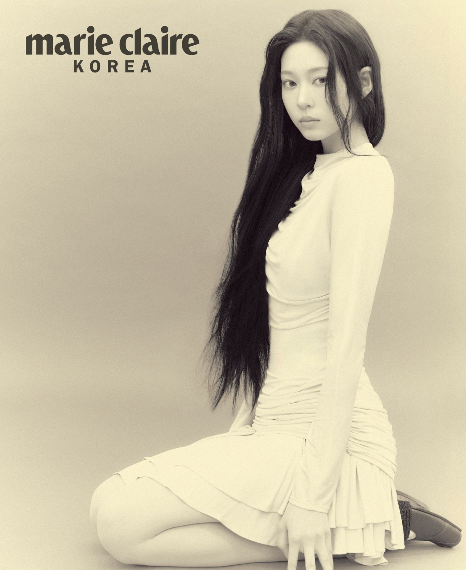 Behind-the-scenes cut of Kim Minju