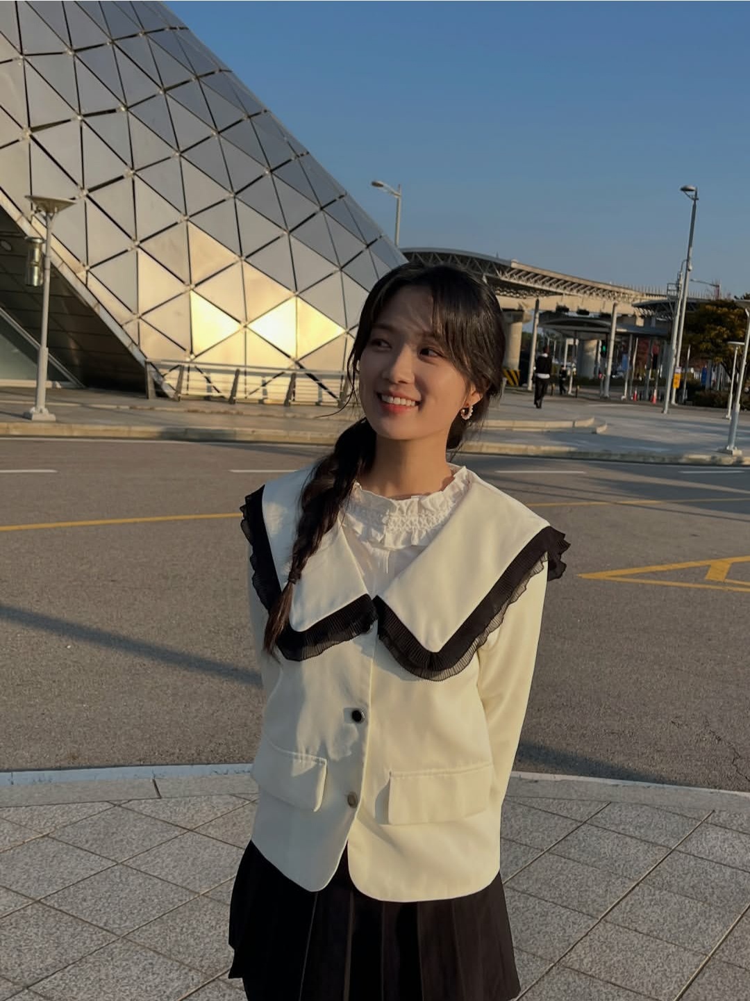 Recent activity shot of Kim Hyeyoon