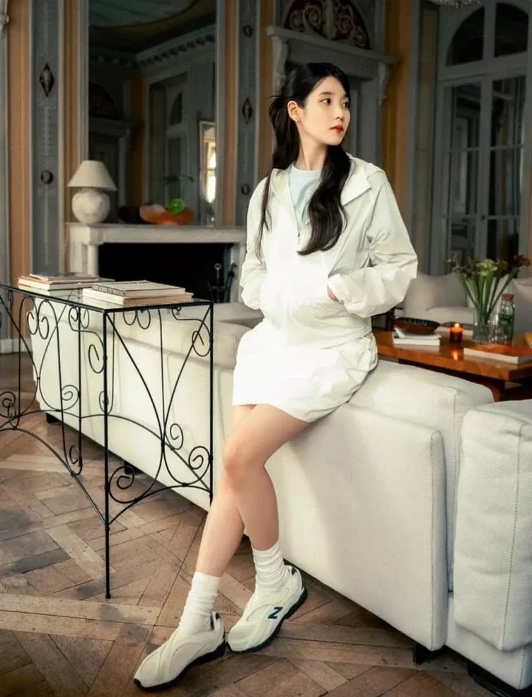 Recent activity shot of IU