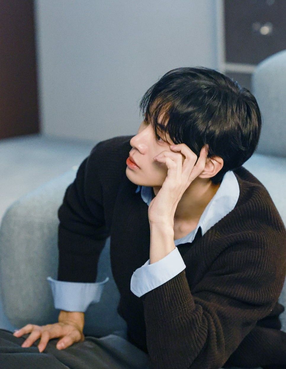 Behind-the-scenes cut of Choo Youngwoo