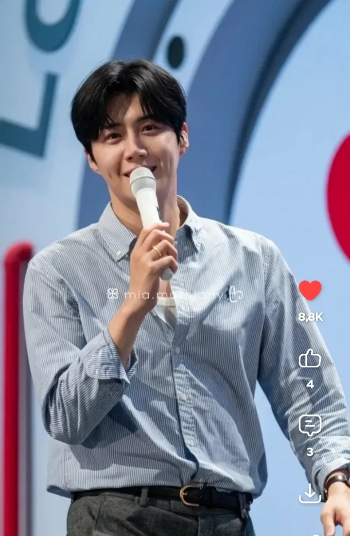 Foto terbaru dari Kim Seonho