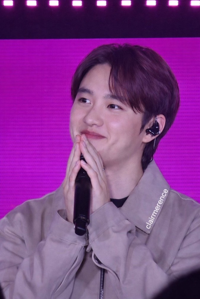 粉絲拍下的都暻秀 (D.O.)瞬間