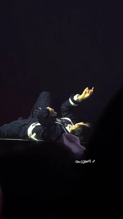 粉絲拍下的金熙栽瞬間