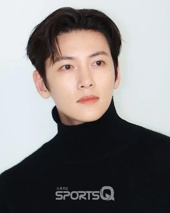 Latest photo of Ji Changwook