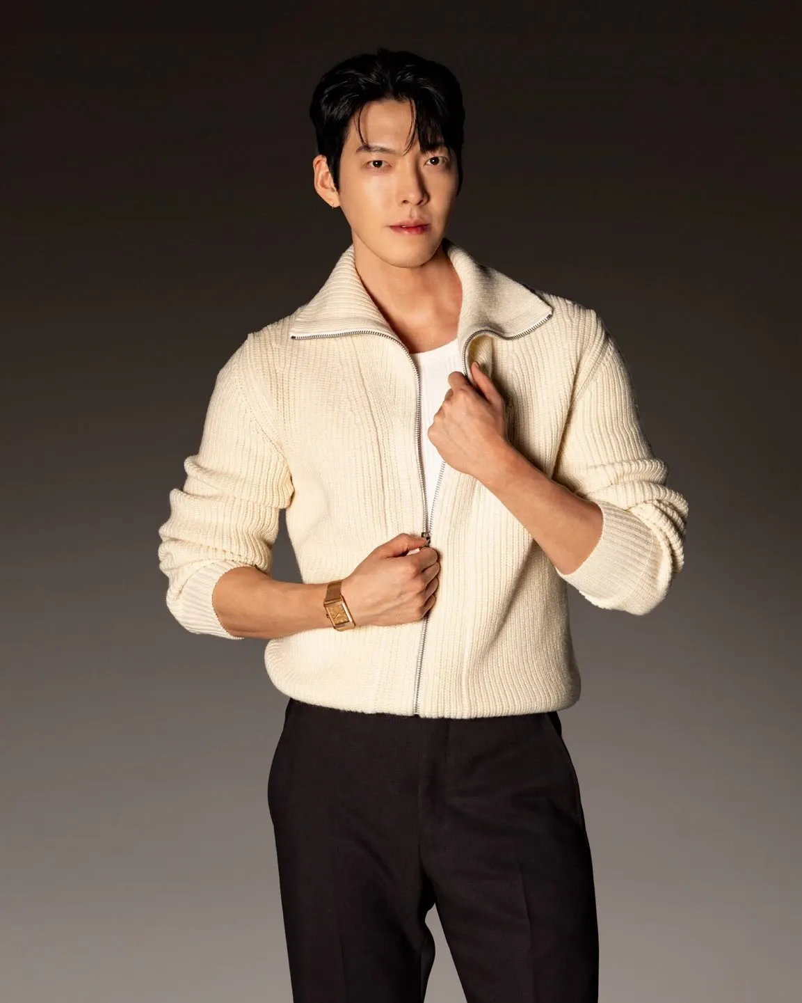 Recent activity shot of Kim Woobin