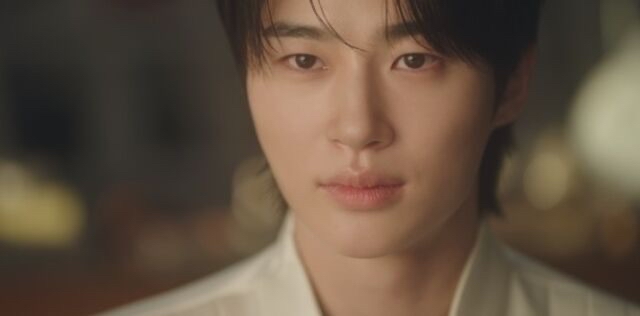 Recent activity shot of Byeon Wooseok