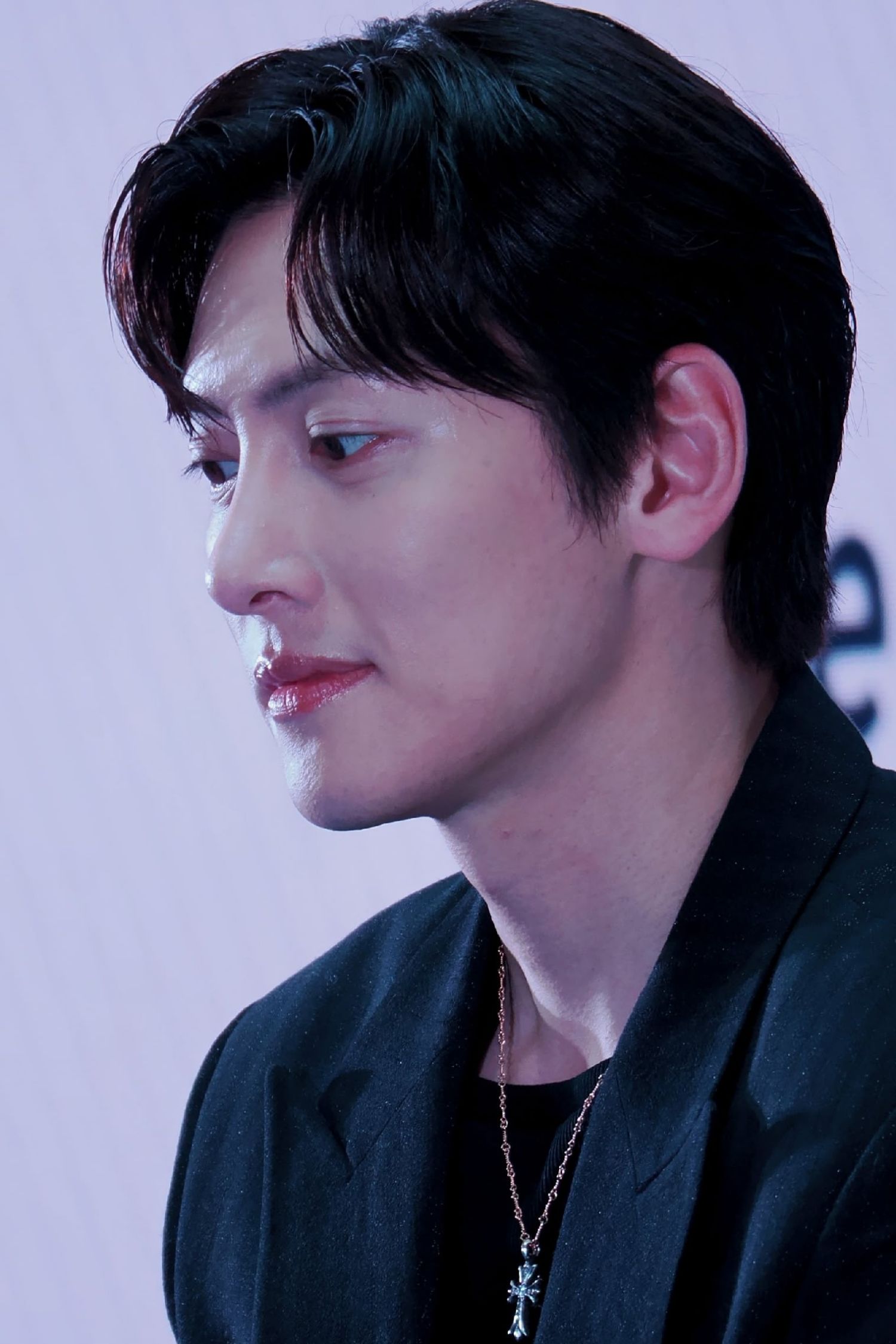 チ・チャンウクのビハインドカット