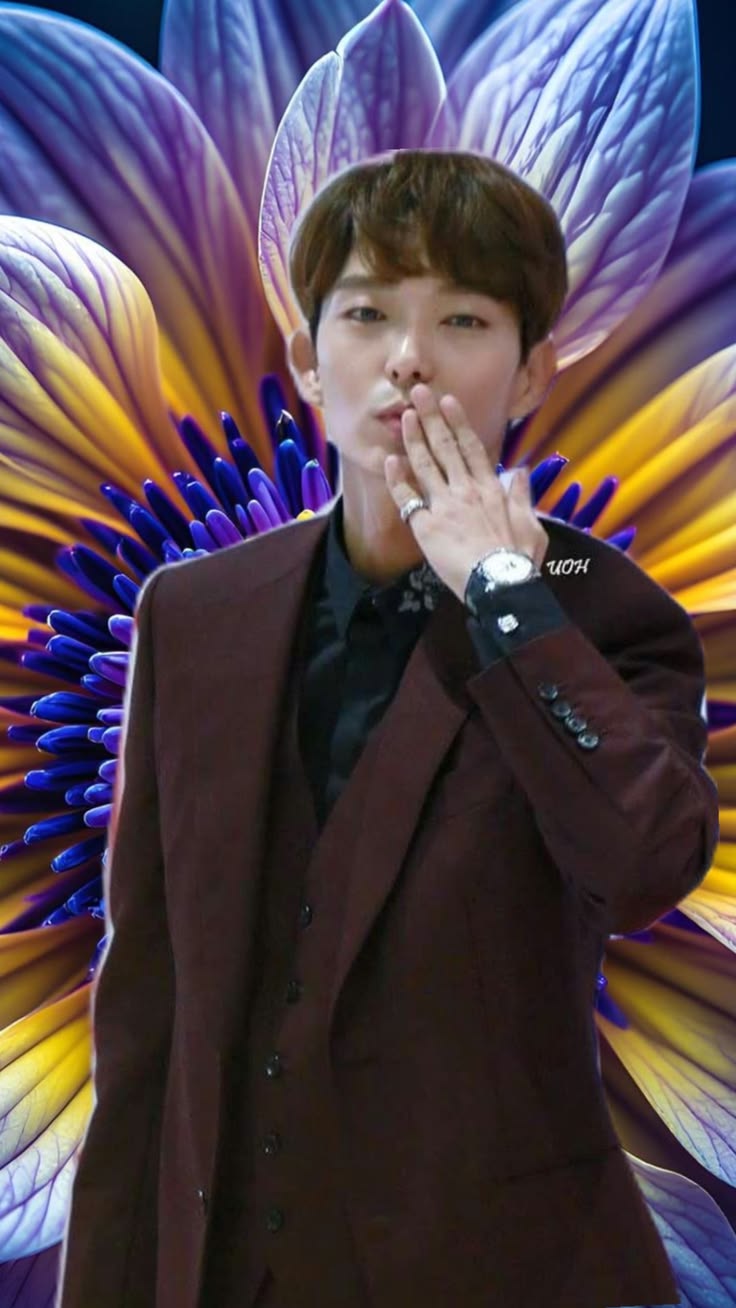 A moment captured by a fan of Lee Joongi