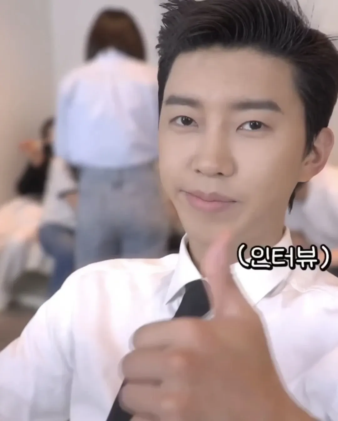 Cuplikan di balik layar dari Lim Youngwoong