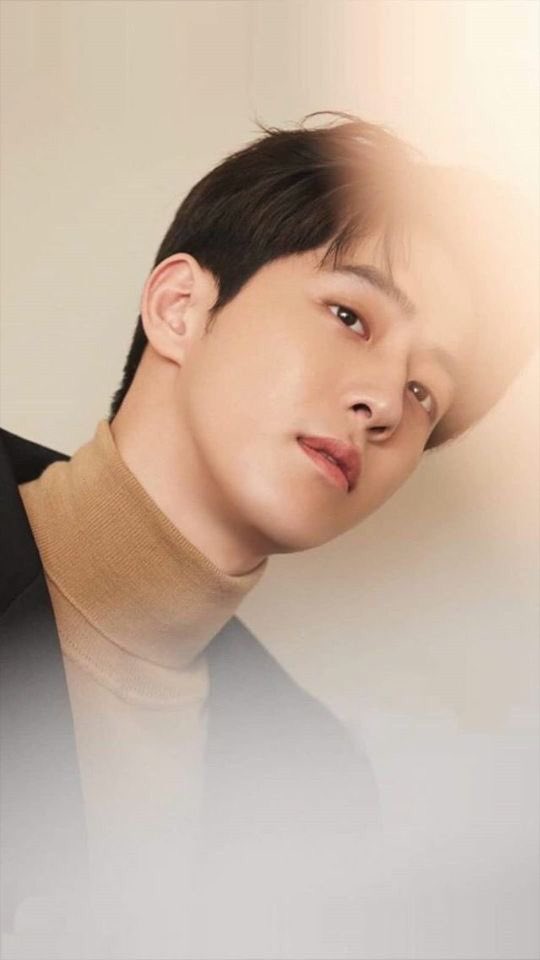 Today's popular wallpaper in Nam Joohyuk community