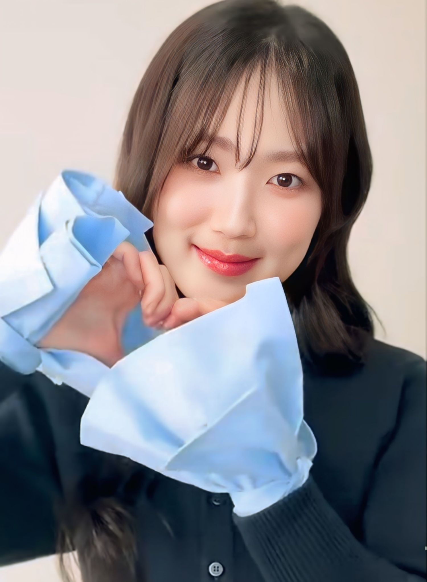 Latest photo of Kim Hyeyoon