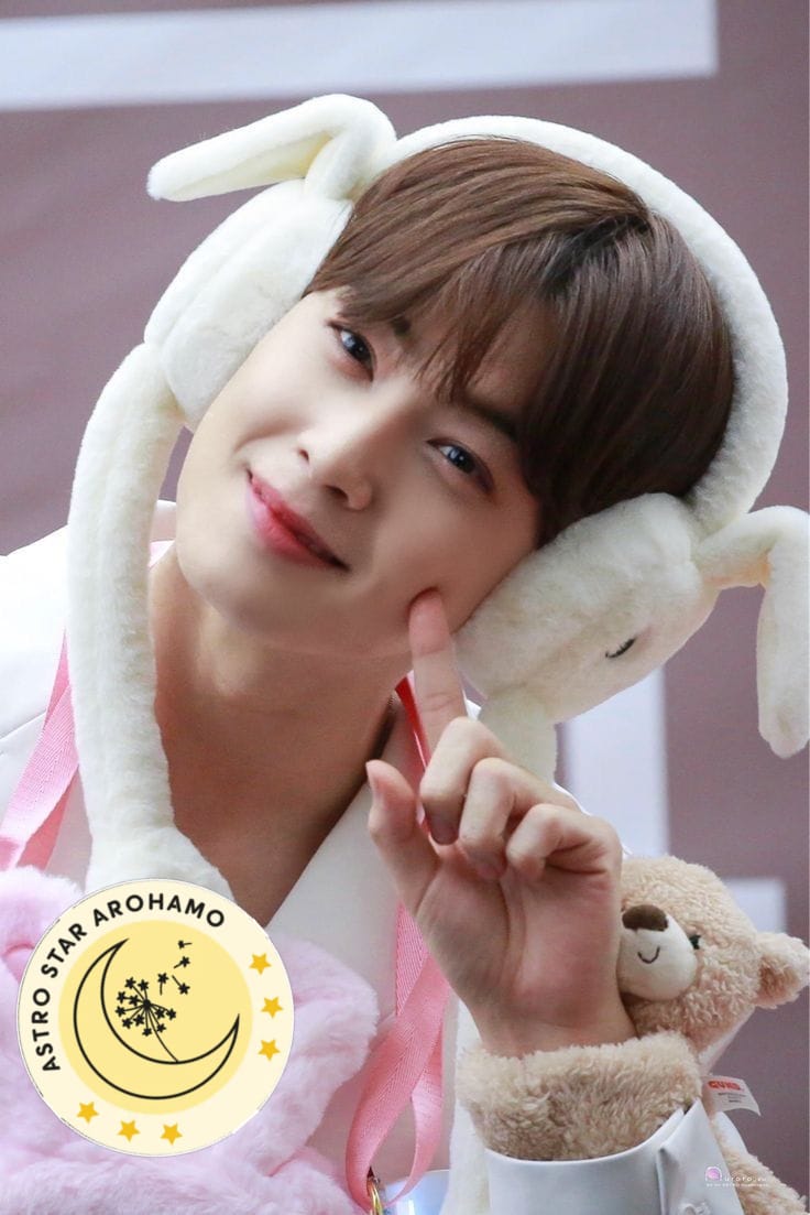 Foto kegiatan terbaru dari Cha Eunwoo