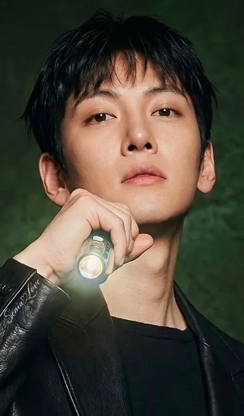 池昌旭的最新照片