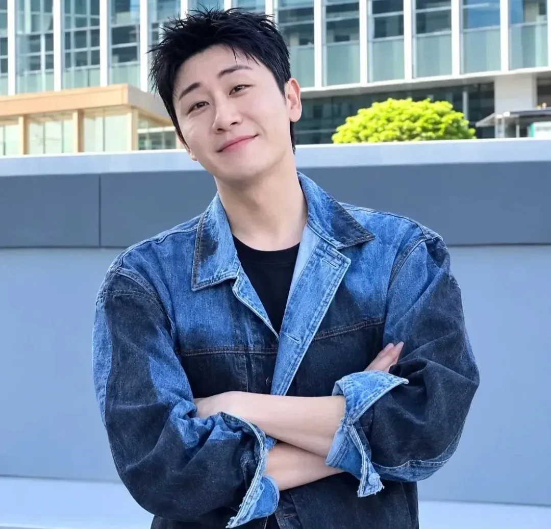 영탁의 비하인드 컷